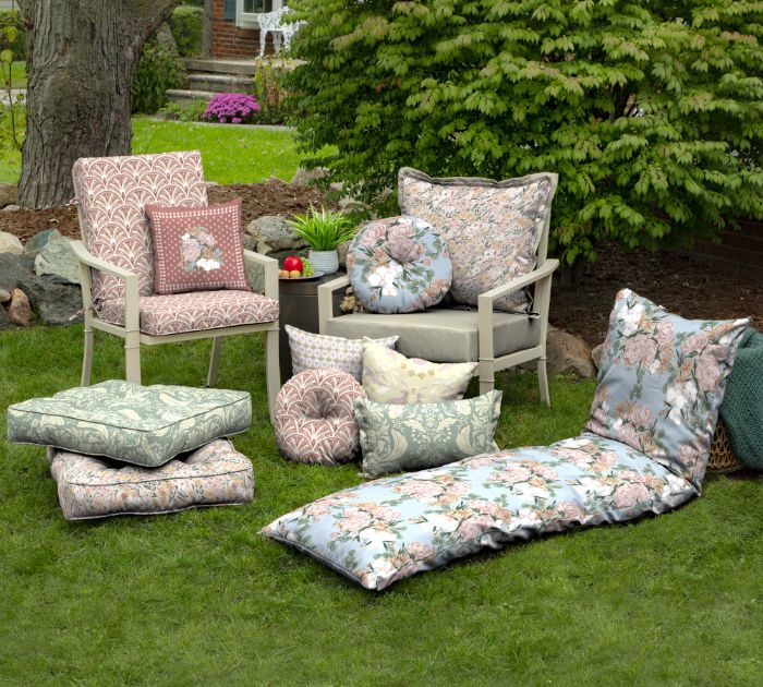 Outdoor Cushions Dubai | Buy #1 Luxury Patio Cushions in UAE