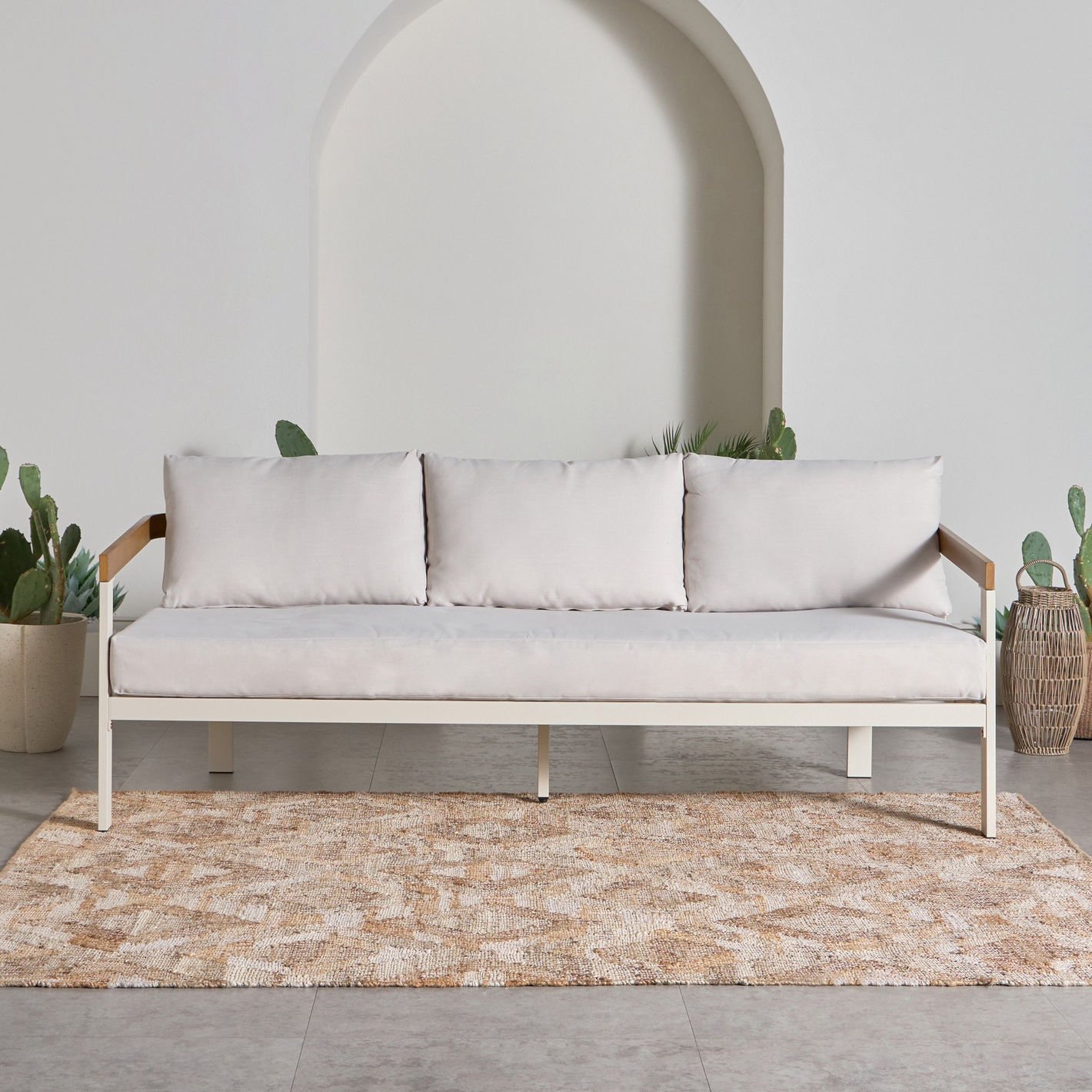 Iceland 5-Seater Outdoor Lounge Set with Table 3 Iceland 5-Seater Outdoor Lounge Set Table